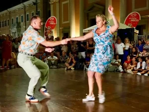 Nicola & Paul Surrey Jive 14